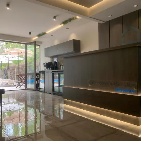 Park And Pool * Nesebar