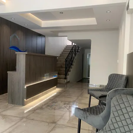 Park And Pool 内塞伯尔